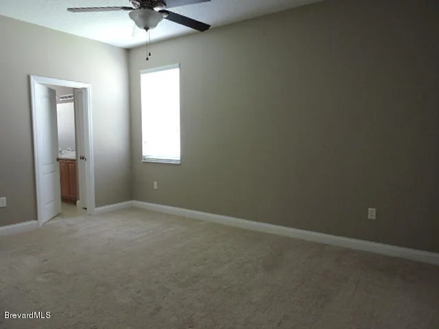 Photo of 602 Waterside Circle