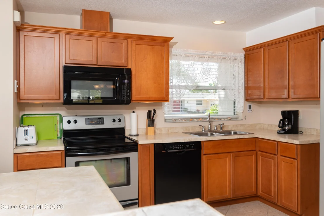 Photo of 439 Sandpiper Drive