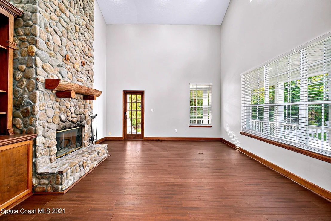 Photo of 3575 James Road