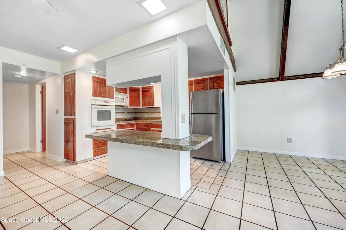 Photo of 555 Amber Lane