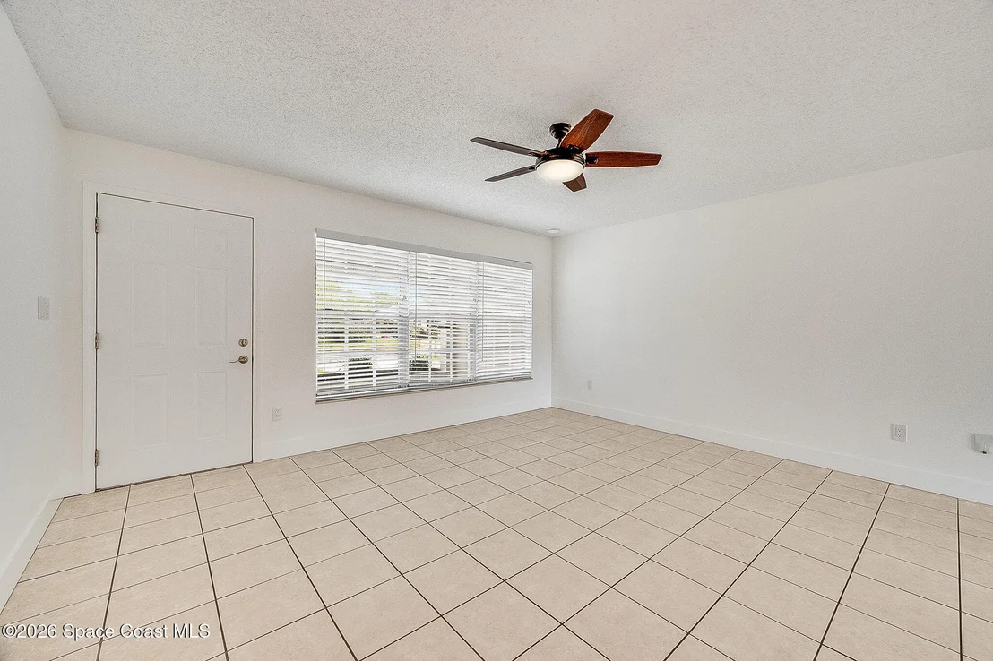 Photo of 722 Apollo Circle NE