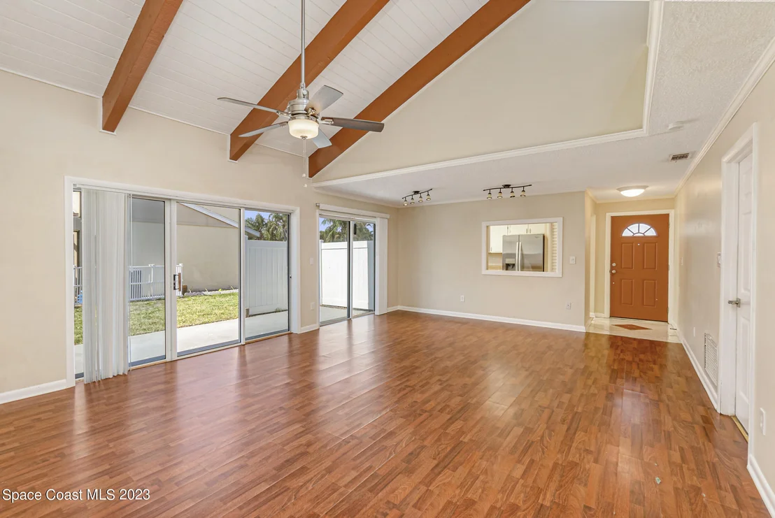 Photo of 365 Mission Oak Drive