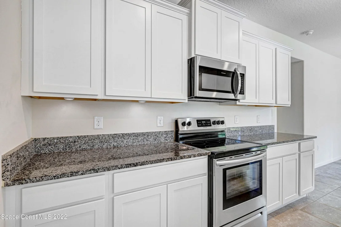 Photo of 636 Stonebriar Drive