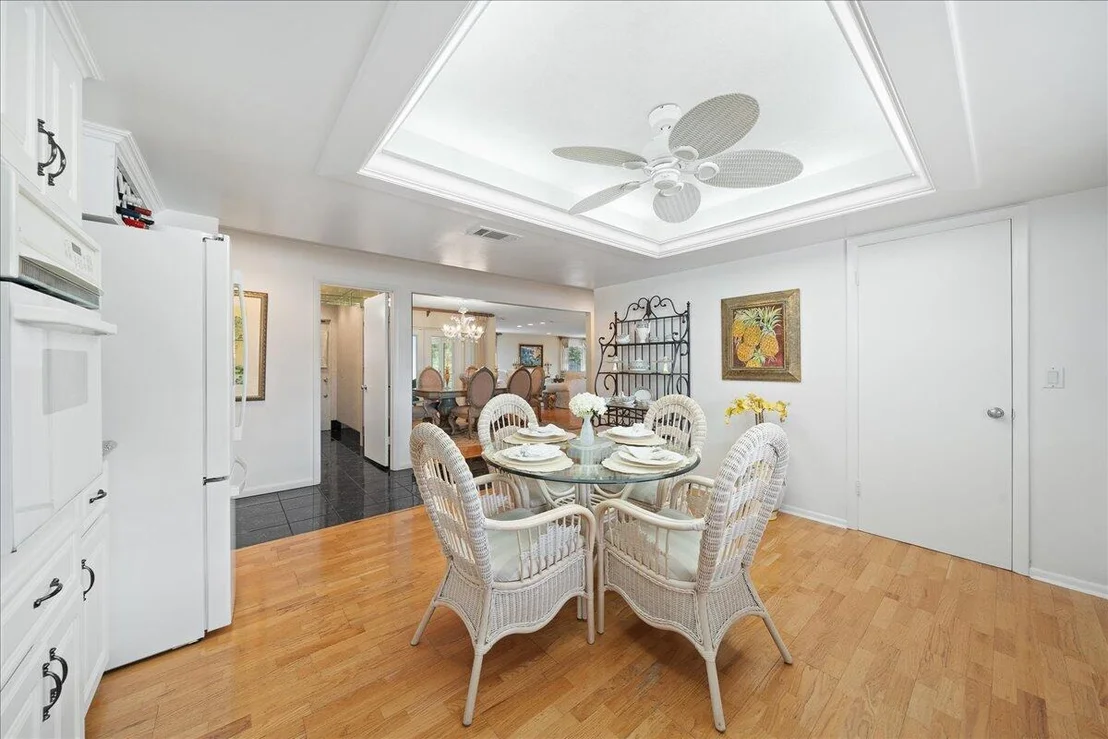 Photo of 716 Malibu Lane