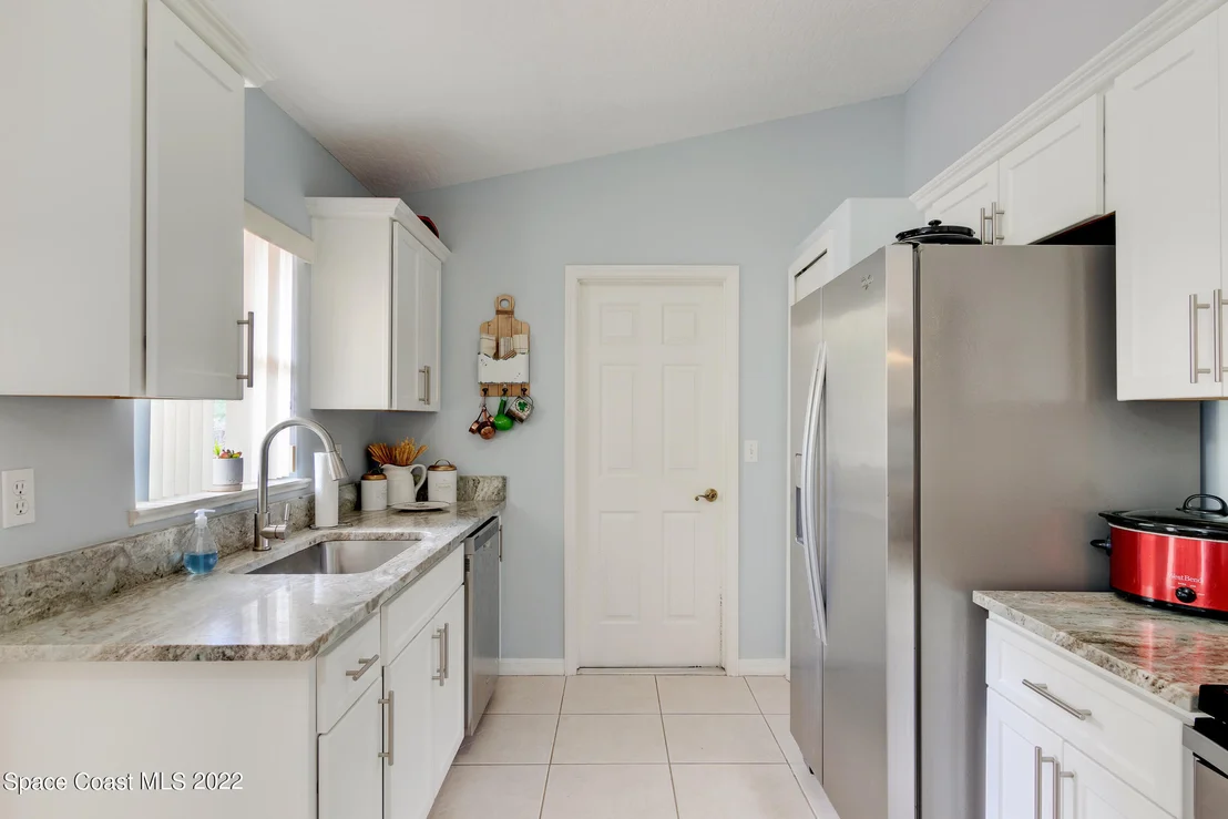 Photo of 381 Biscayne Lane
