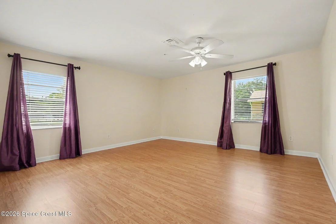 Photo of 4457 Parkway Drive