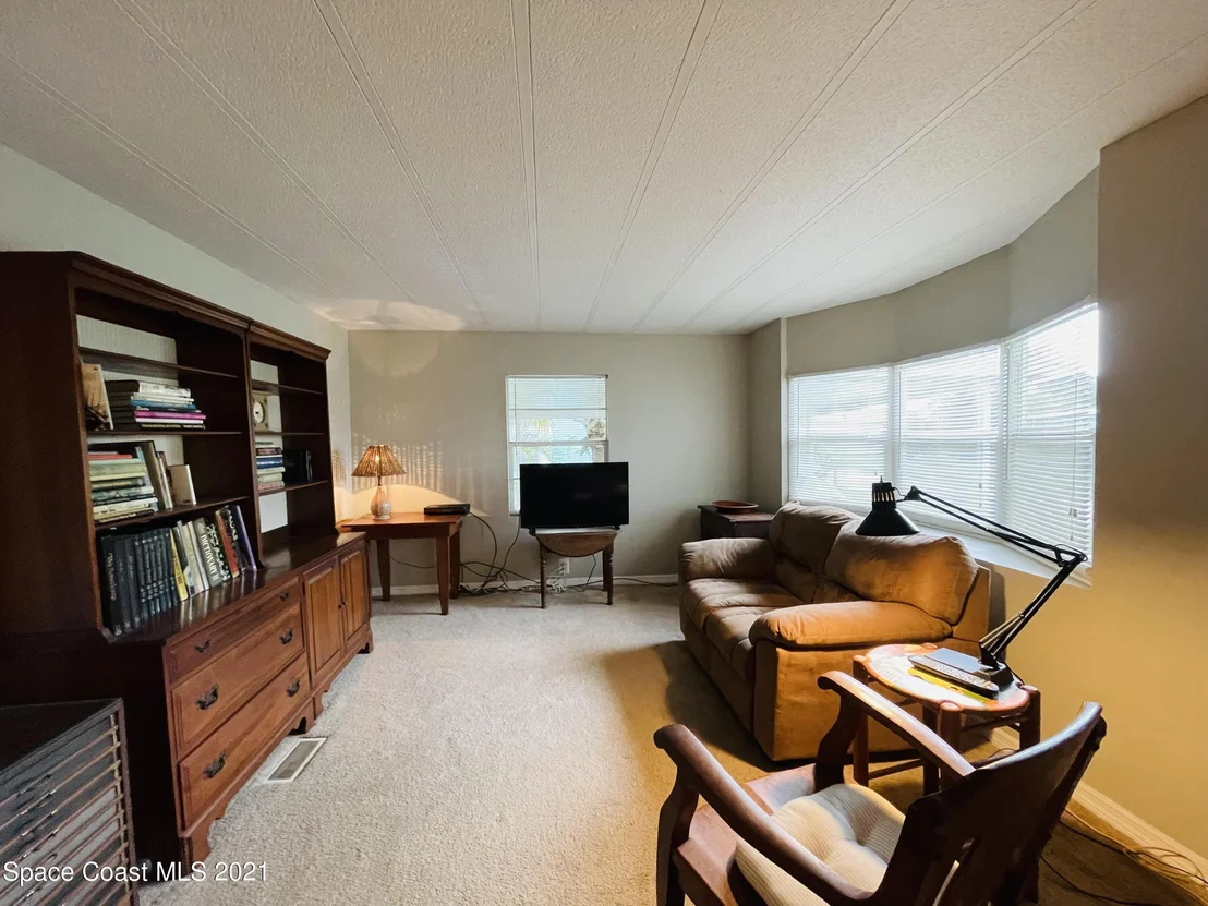 Photo of 915 Pecan Circle