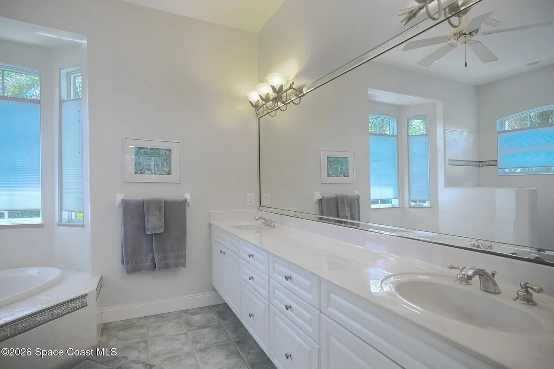 Photo of 120 Bayshore Drive