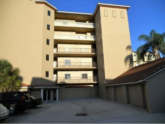 Photo of Unit 601 at 29 Riverside Drive
