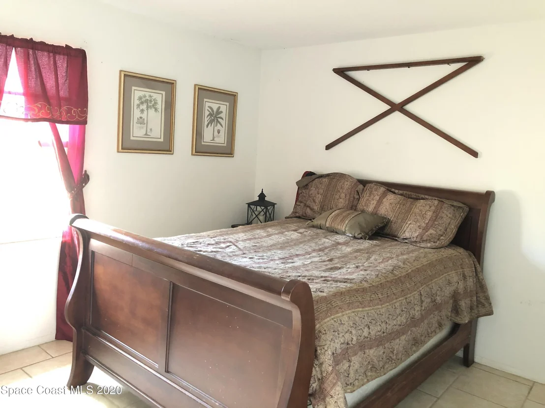 Photo of 1320 Creel Road NE