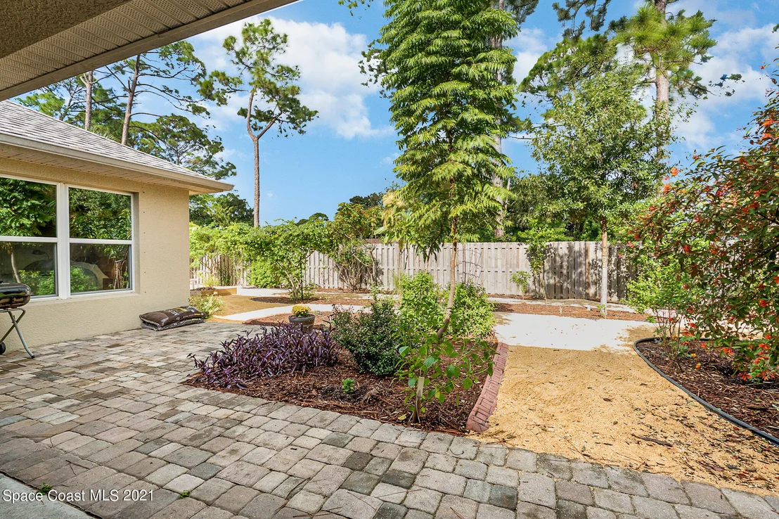 Photo of 5576 Flint Road