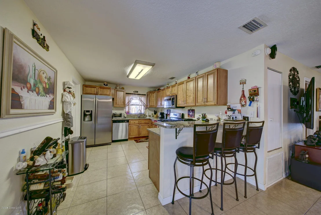 Photo of 2547 Trammel Avenue