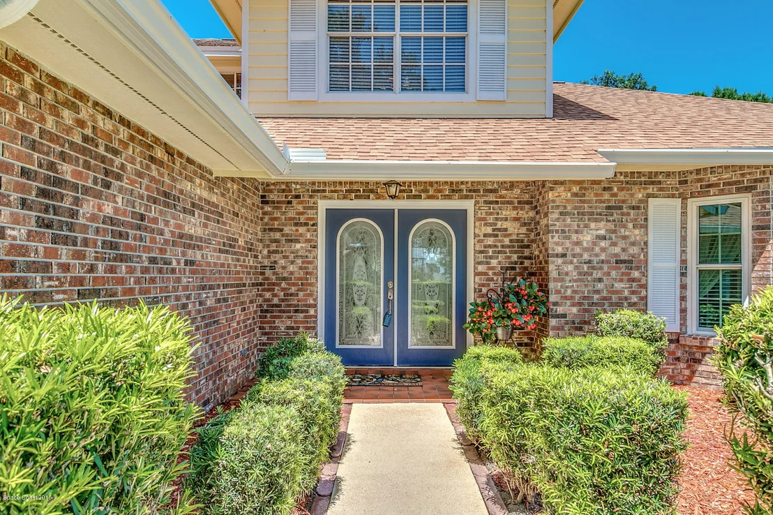 Photo of 685 Woodbridge Drive
