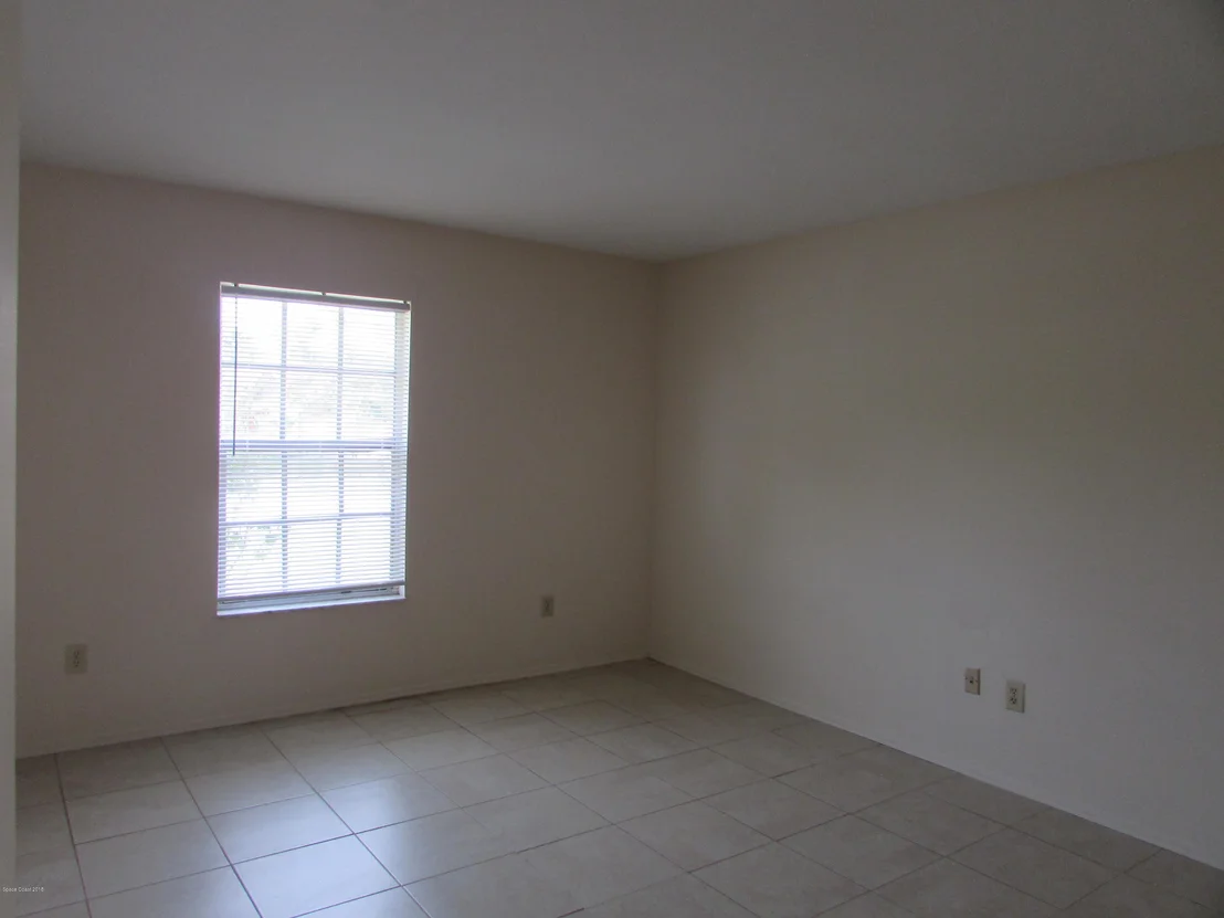 Photo of 766 Aragon Avenue NE