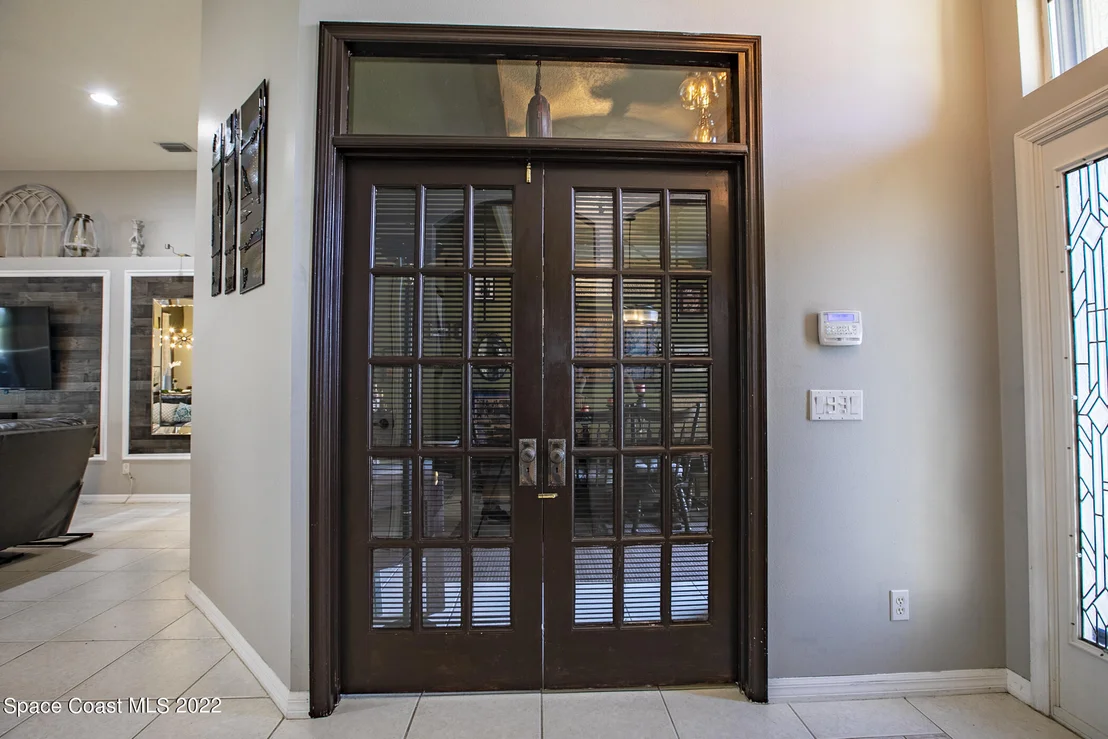 Photo of 2771 Englewood Drive