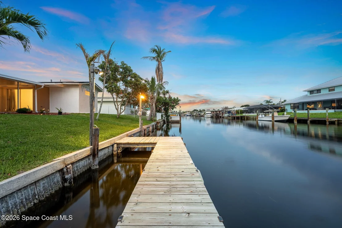 Photo of 462 Sandpiper Drive