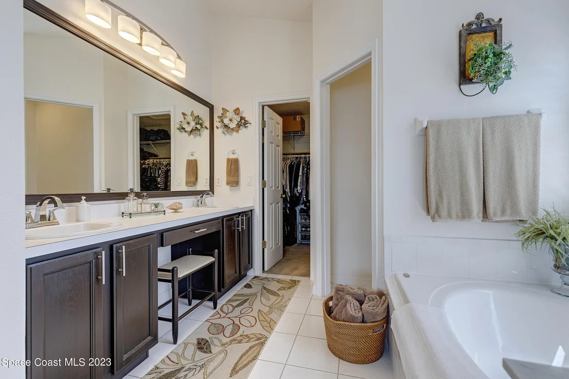 Photo of 1606 Tailfeather Court