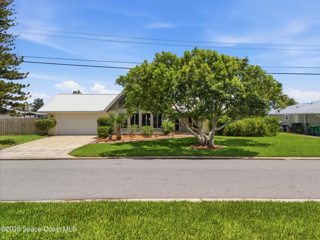 Photo of 836 Egret Road