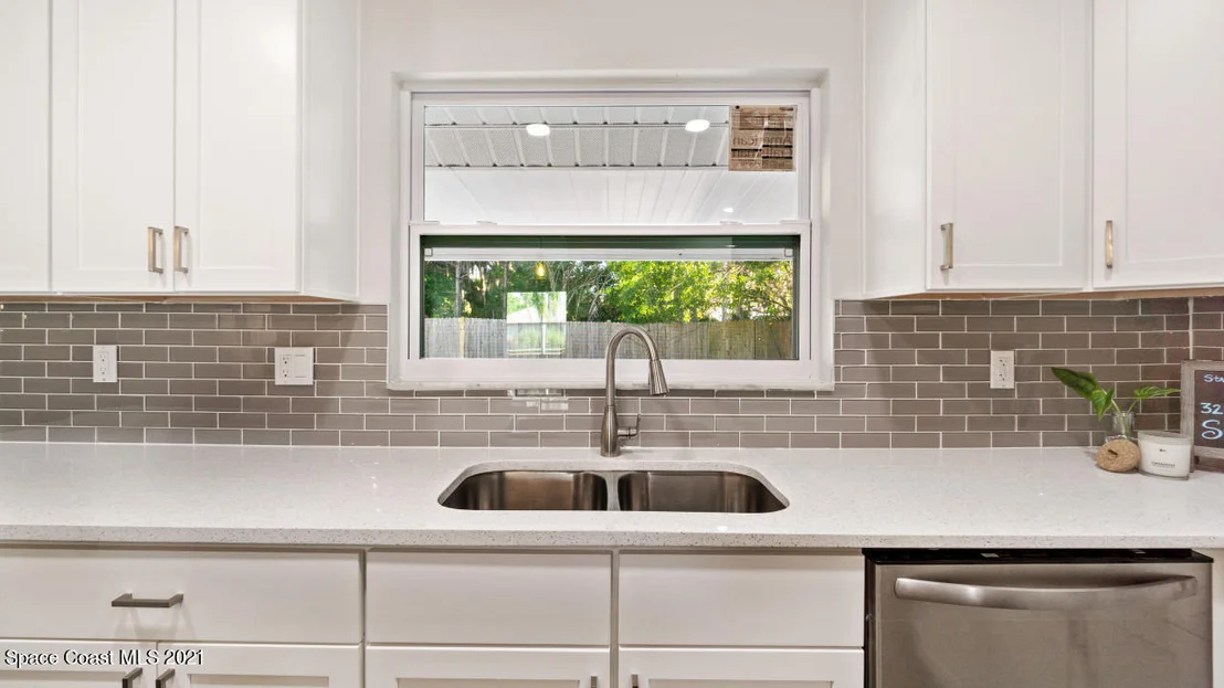 Photo of 1119 Manatee Drive