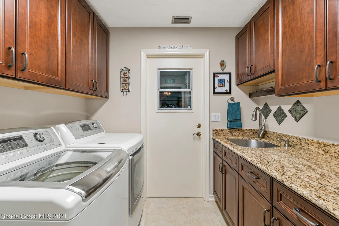 Photo of 539 Lanternback Island Drive