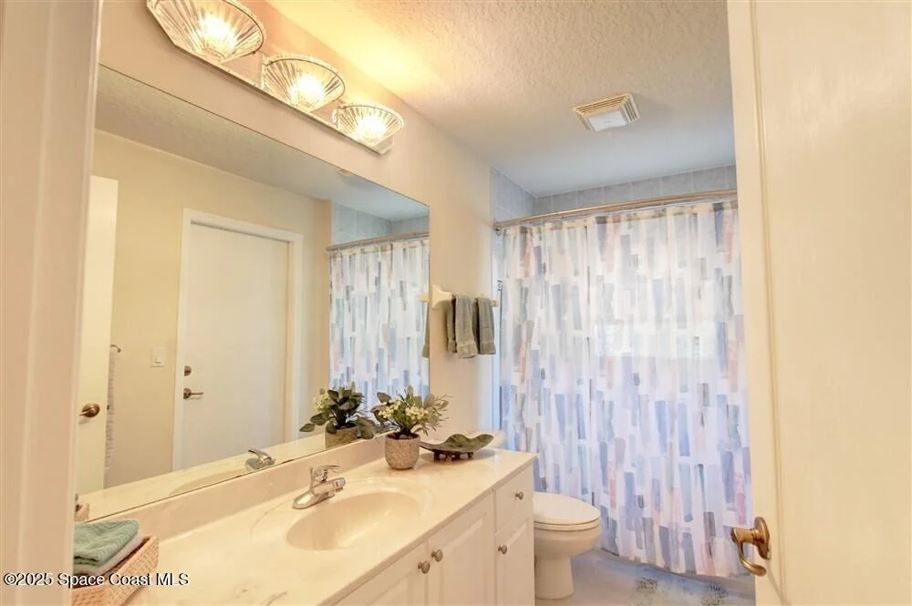 Photo of 2436 Addington Circle