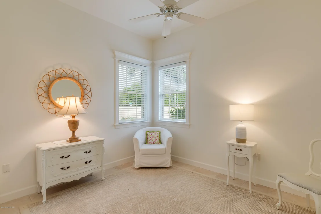 Photo of 1660 Canterbury Drive