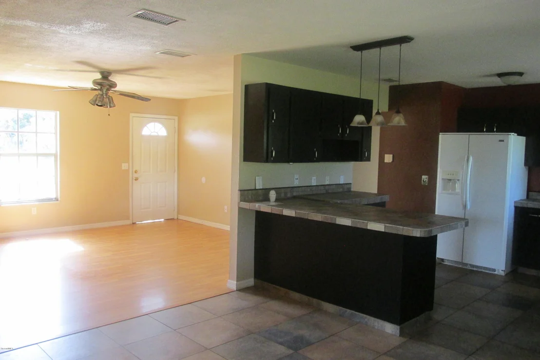 Photo of 1361 NE Mariposa Drive