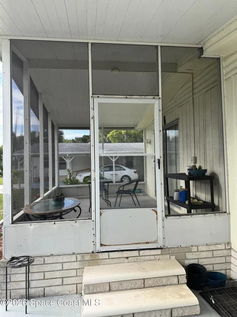 Photo of 7590 Blackhawk Road