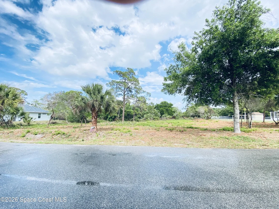 Photo of 9737 Honeysuckle Drive