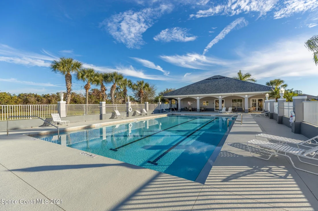 Photo of 2047 Auburn Lakes Drive