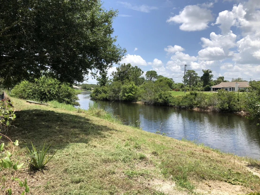 Photo of 949 Beach Lane