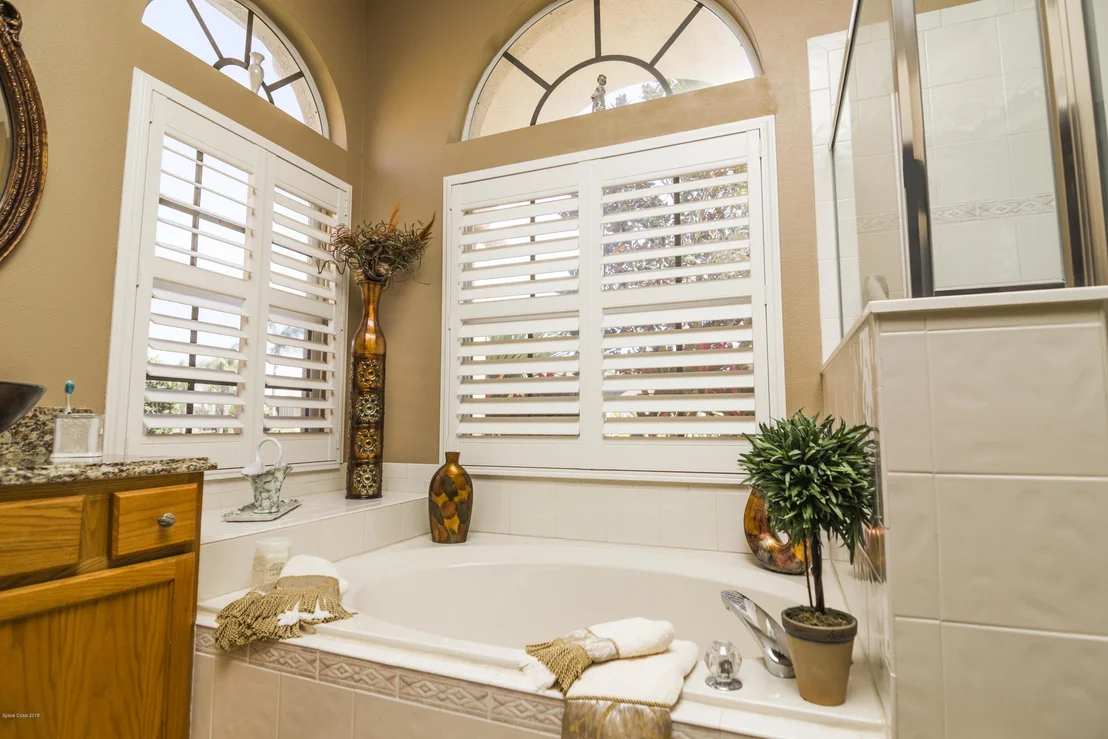 Photo of 3626 Peninsula Circle