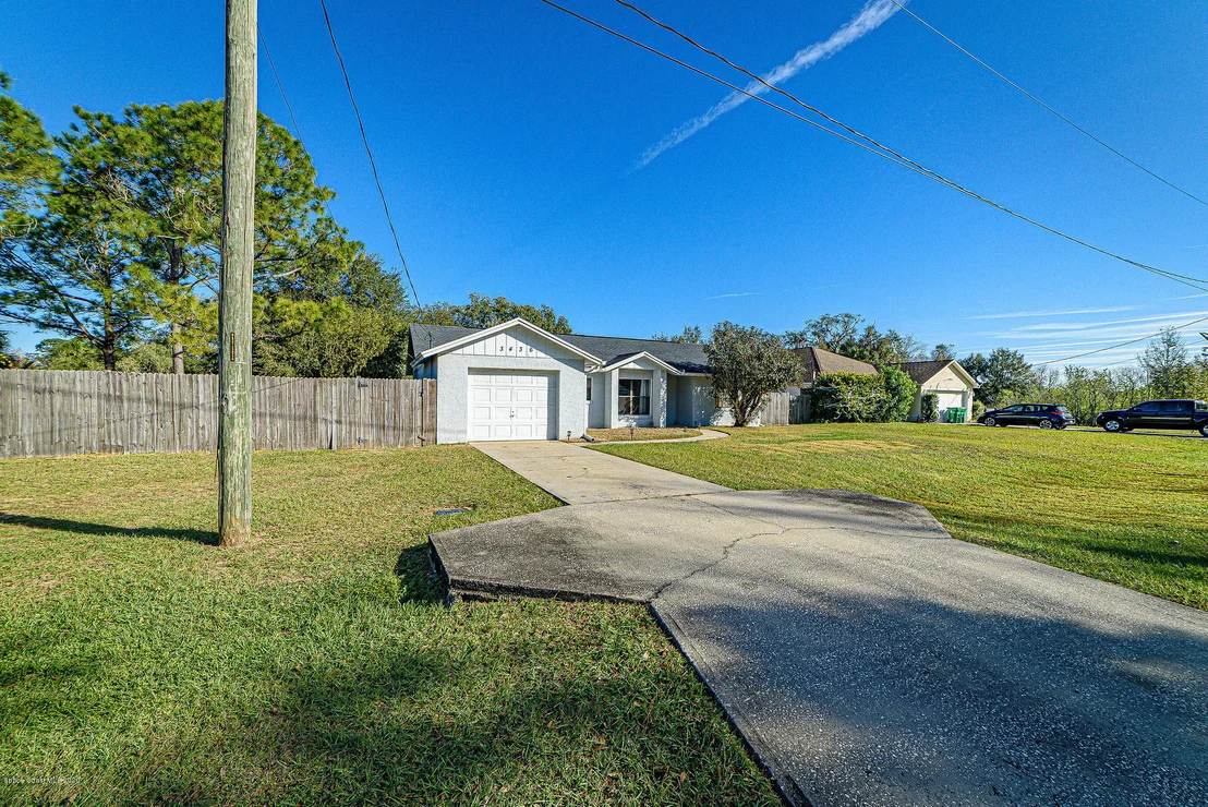 Photo of 3436 Kilbee Street