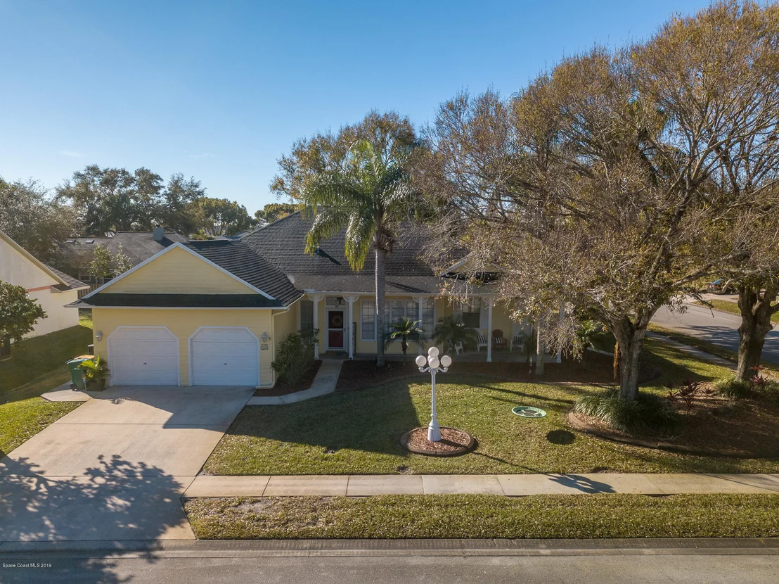 Photo of 973 Whisperoak Drive