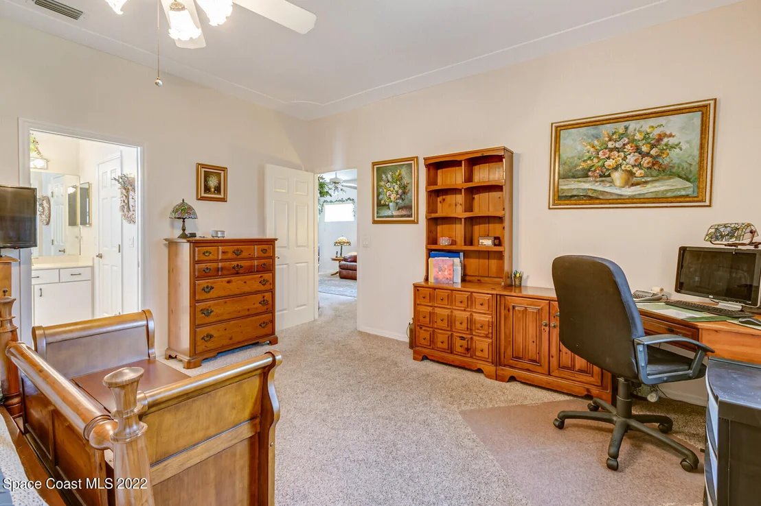 Photo of 1033 S Fork Circle