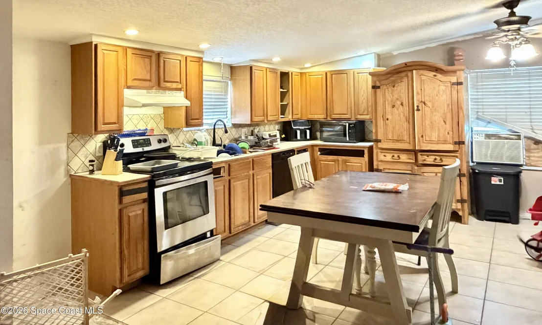 Photo of 738 Lund Circle