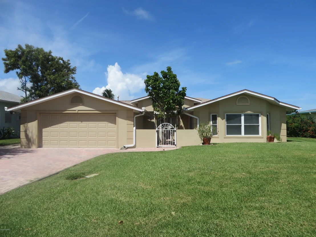 Photo of 344 Carmine Drive