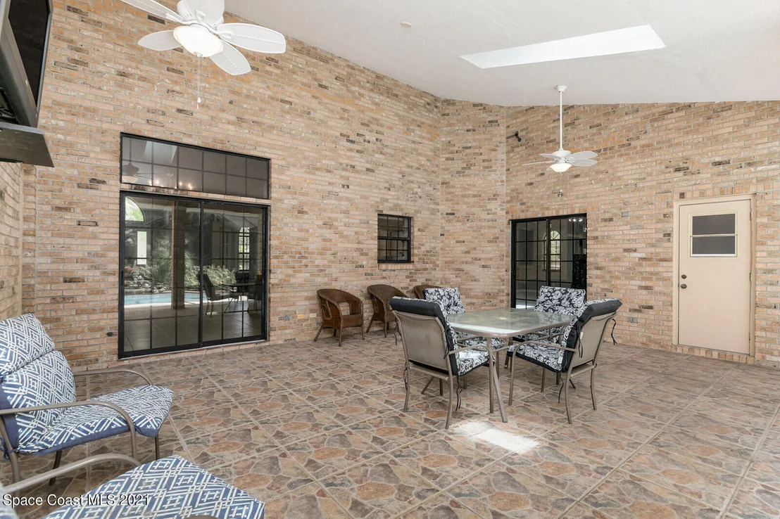 Photo of 7948 Timberlake Drive