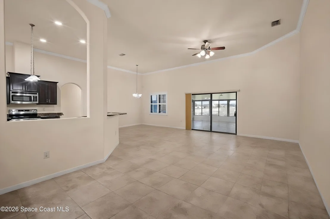 Photo of 900 Hall Road