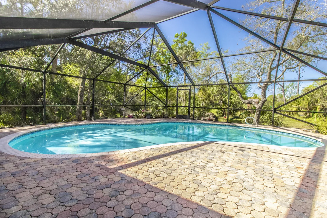 Photo of 3590 Weber Road