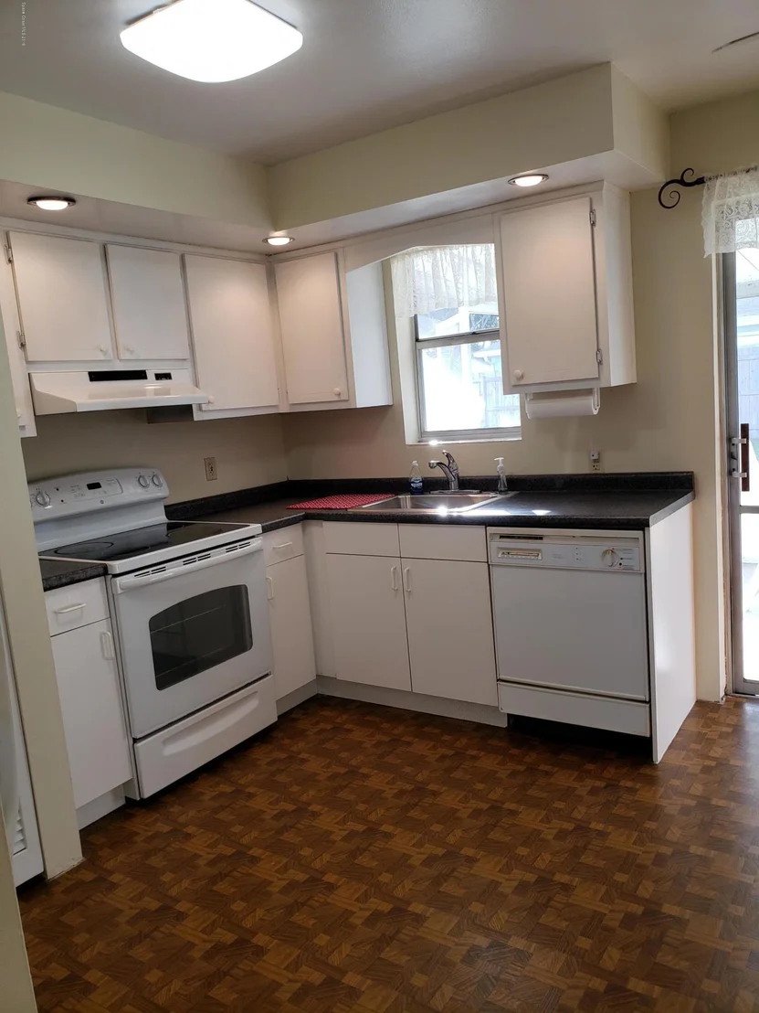 Photo of 620 Croton Road