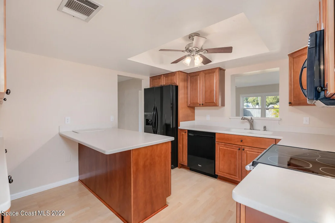Photo of 856 Westport Drive