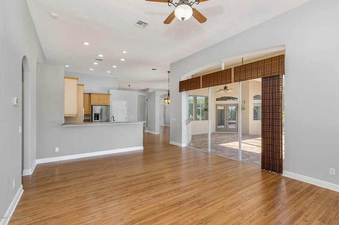 Photo of 1245 Starling Way
