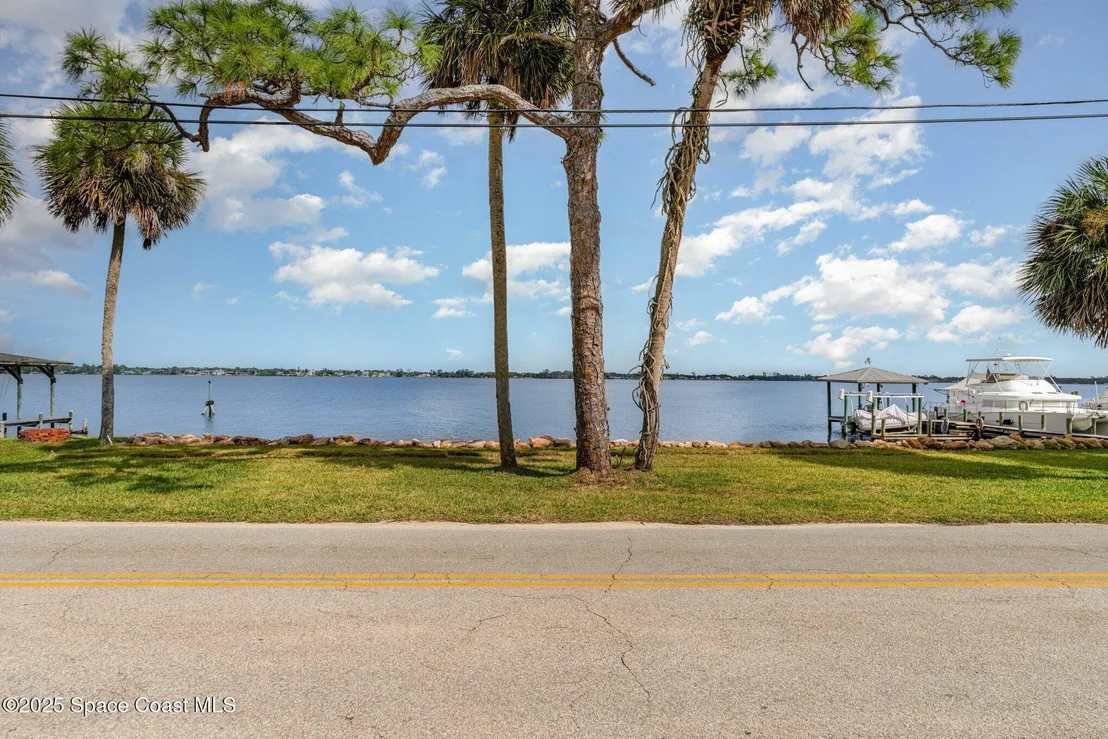 Photo of 1863 Rockledge Drive