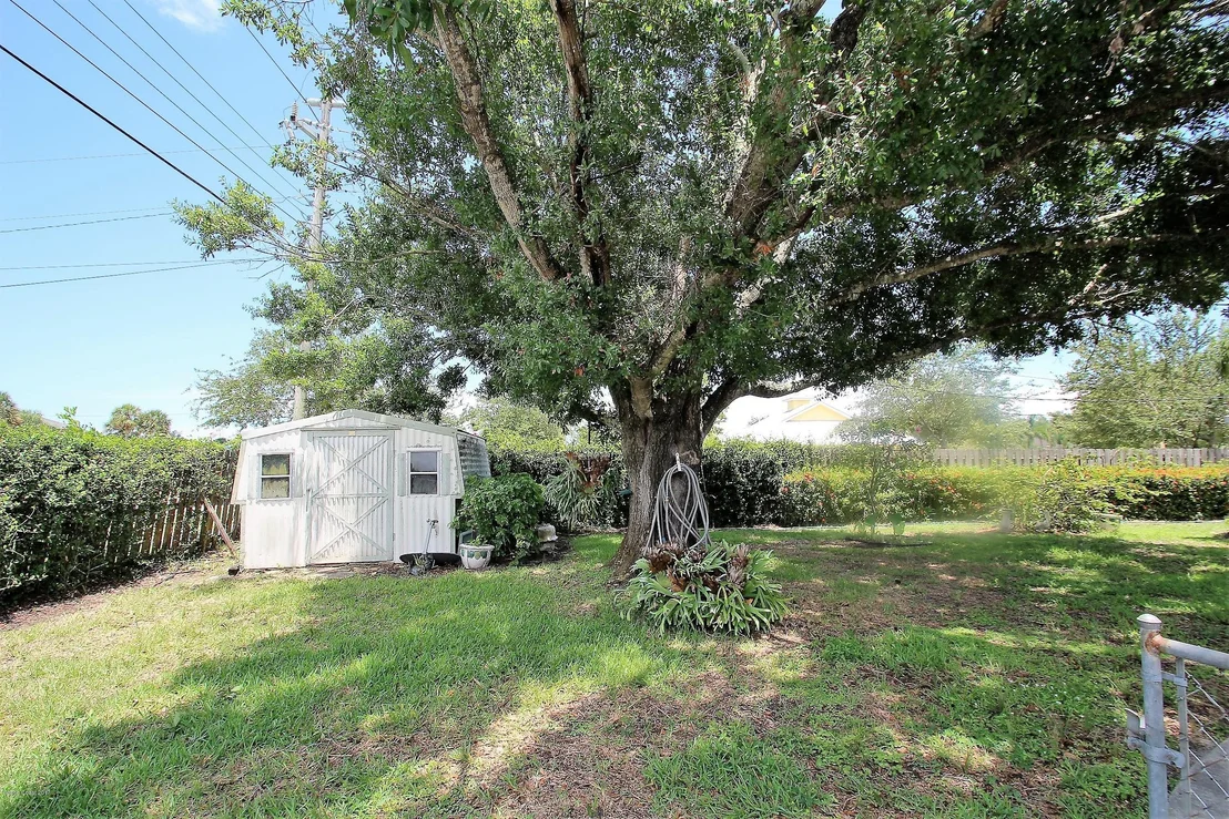 Photo of 310 Vesta Circle