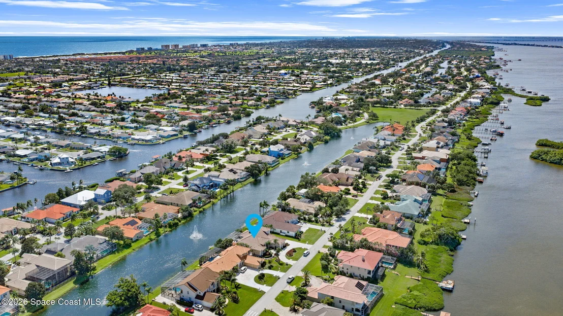 Photo of 347 Lanternback Island Drive