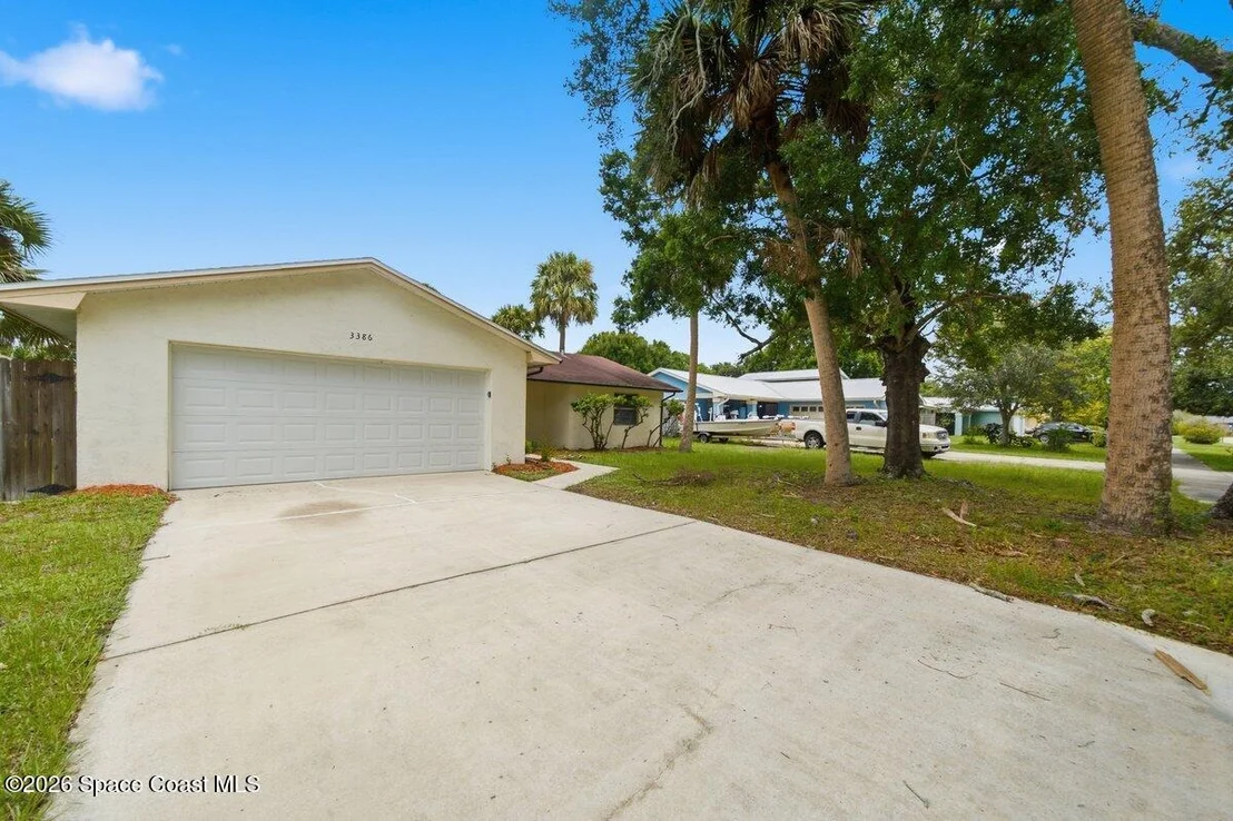 Photo of 3386 Jay Tee Drive