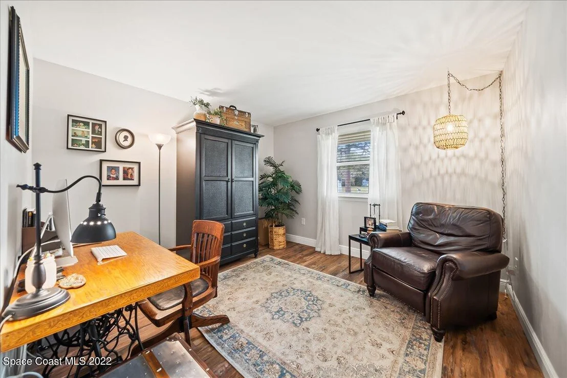 Photo of 3273 Fairview Drive