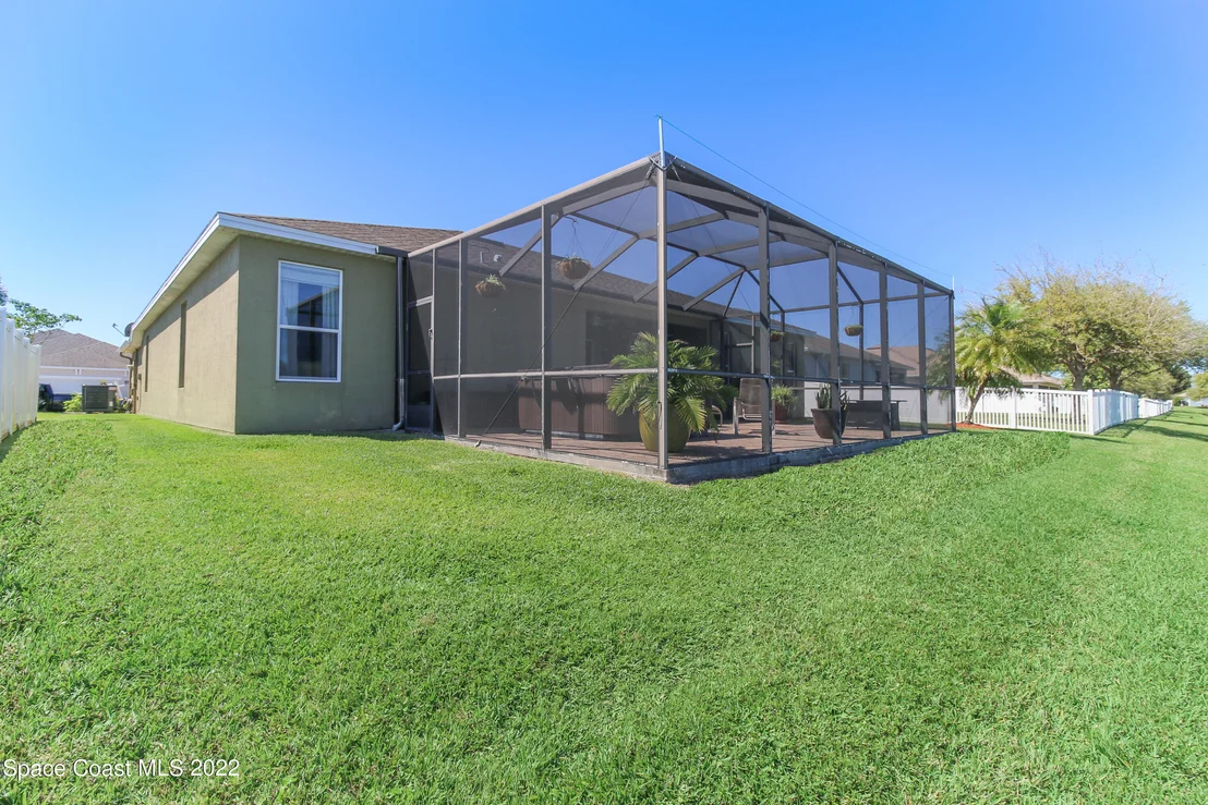 Photo of 3283 Hawthorne Avenue