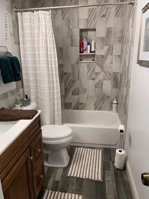 Photo of 634 Rossmoor Circle